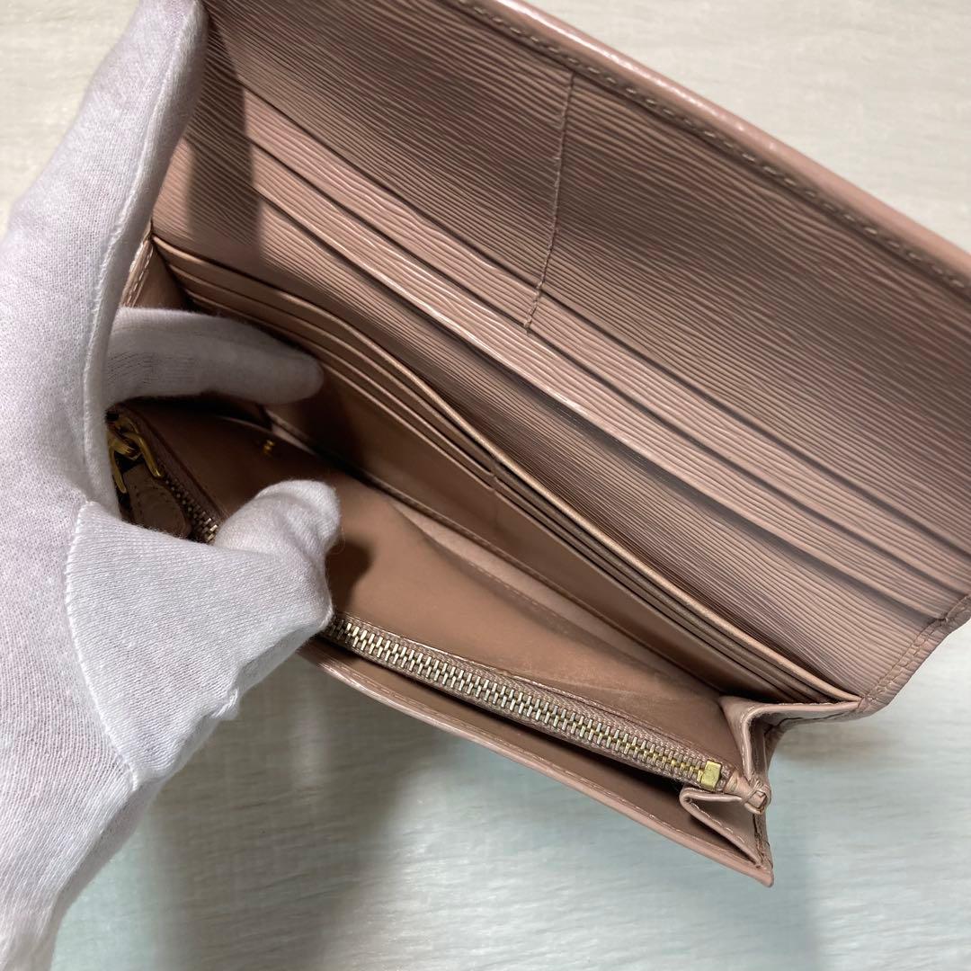 人気デザイン　PRADA プラダ　エピ　レザー　ベージュ　長財布　折りたたみ