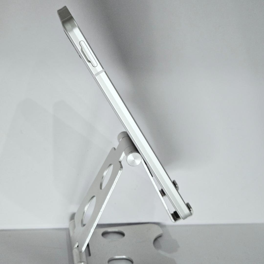 02 AQUOS sense6 シルバー SIMフリー 極美品