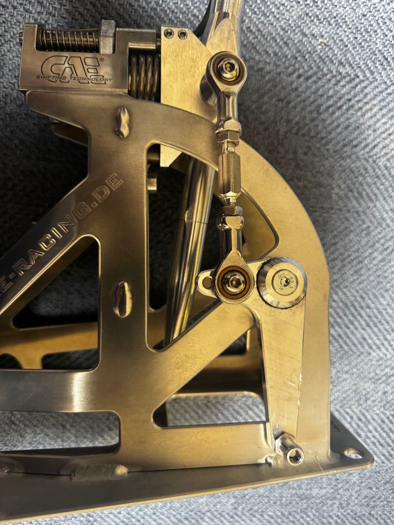 CAEウルトラシフター　zc33s zc32s