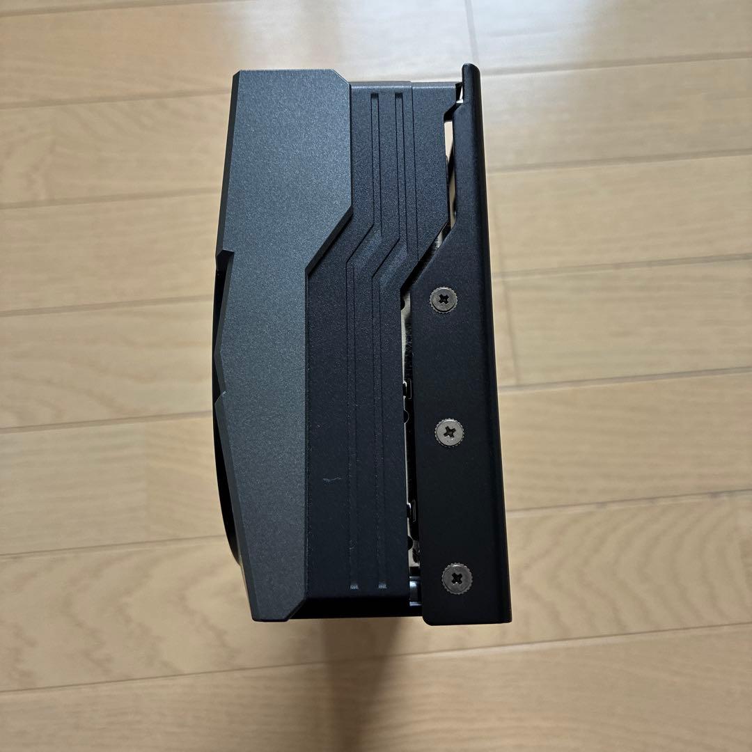 MSI RTX 4090 ヒートシンク　3連　ファン　バックプレート　LED