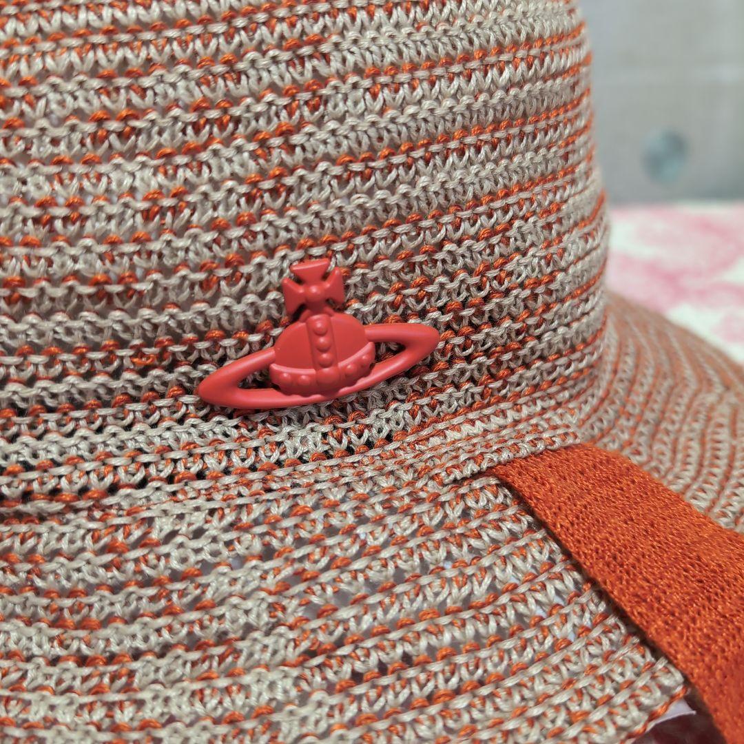 ヴィヴィアン・ウエストウッド オレンジとベージュのリネン帽子