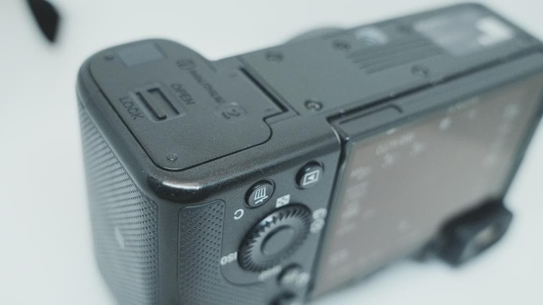 再値下げ！SONY α7C シャッター数 8558　 ILCE-7C ボディ