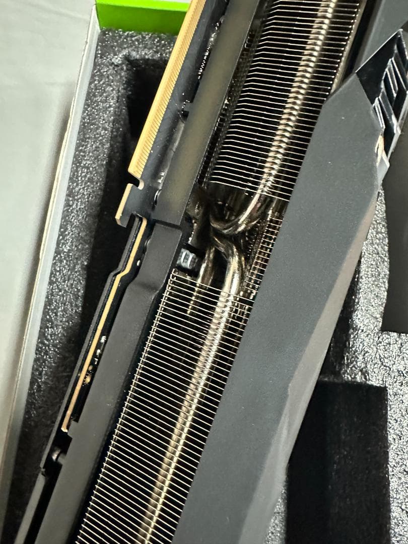 PNY RTX 4090 VERTO正常に動作しなくなりました！