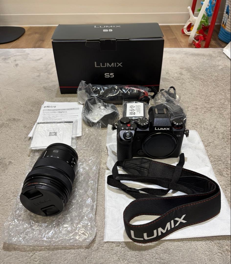 LUMIX S5 標準ズームレンズ・マイク(COMICA)シャッター回数732回