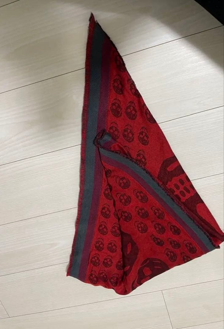 ALEXANDER McQueenスカル柄 ストール