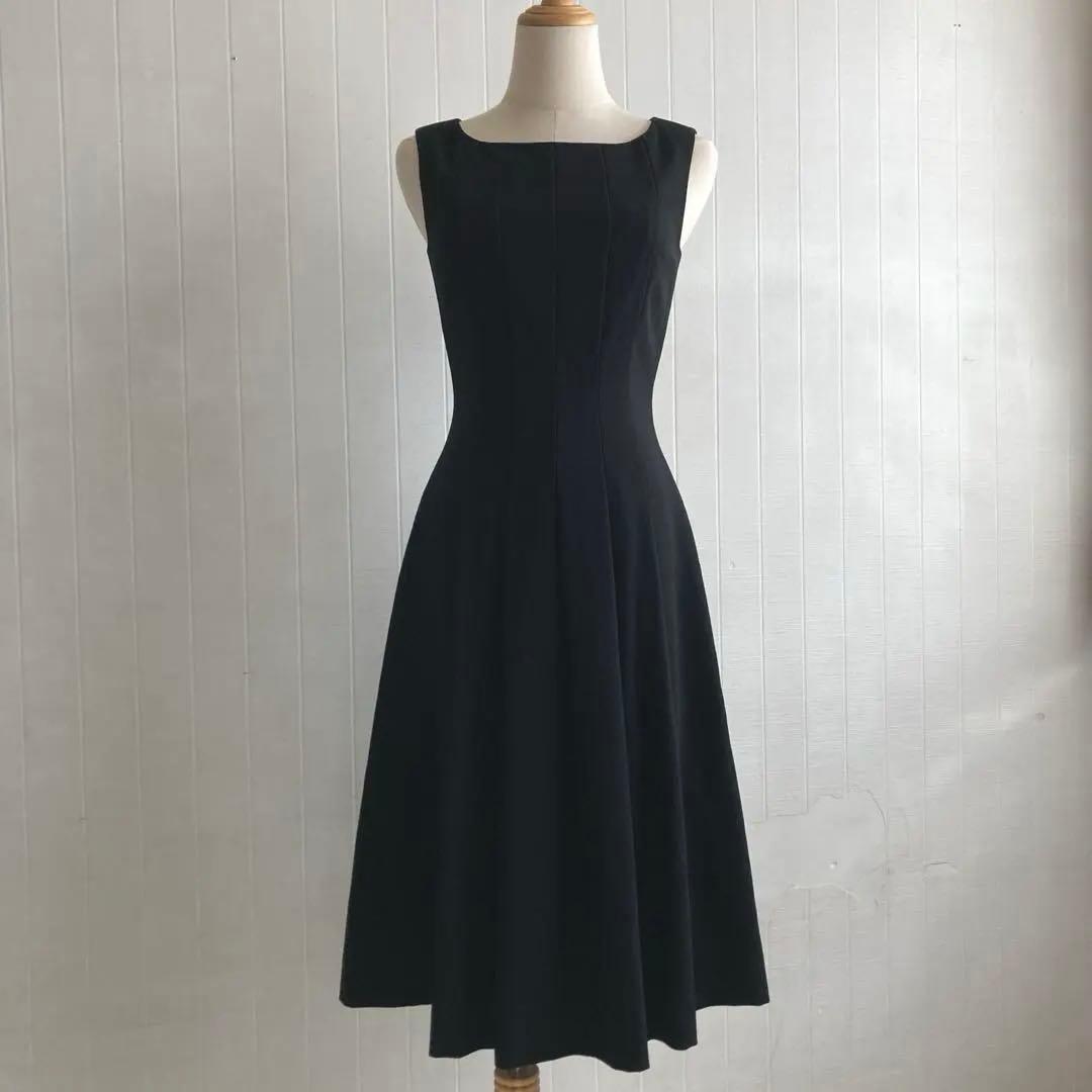 FOXEYフォクシー　ノーカラーワンピース　プリーツ　ミモレ丈　40サイズ