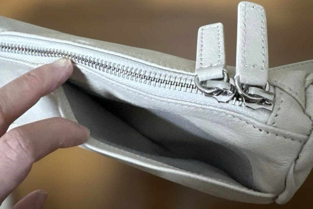 ear PAPILLONNER イアパピヨネ ミニスワローマチショルダーバッグ