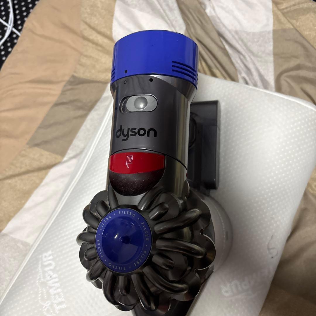 ダイソン　コードレスクリーナー　v7