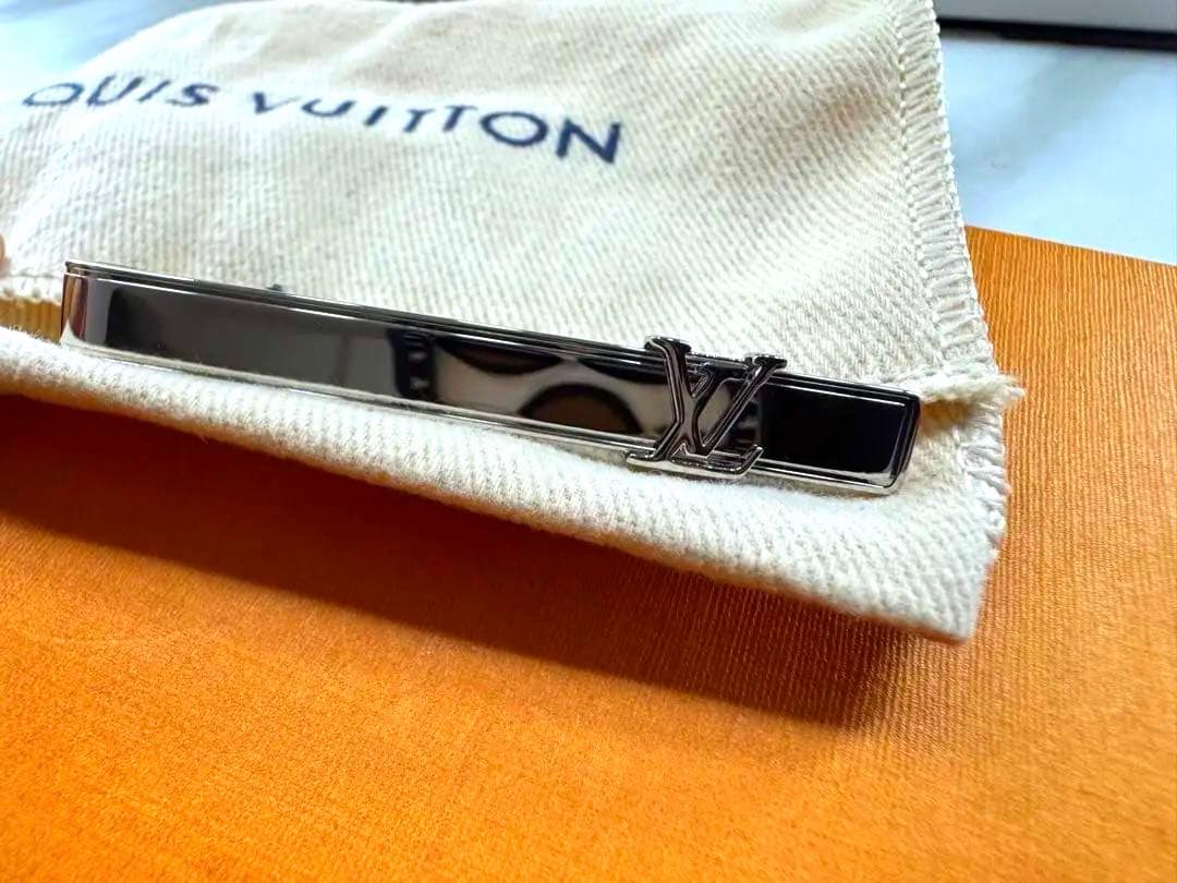 美品 Louis Vuitton ネクタイピン パンスクラヴァットM61981