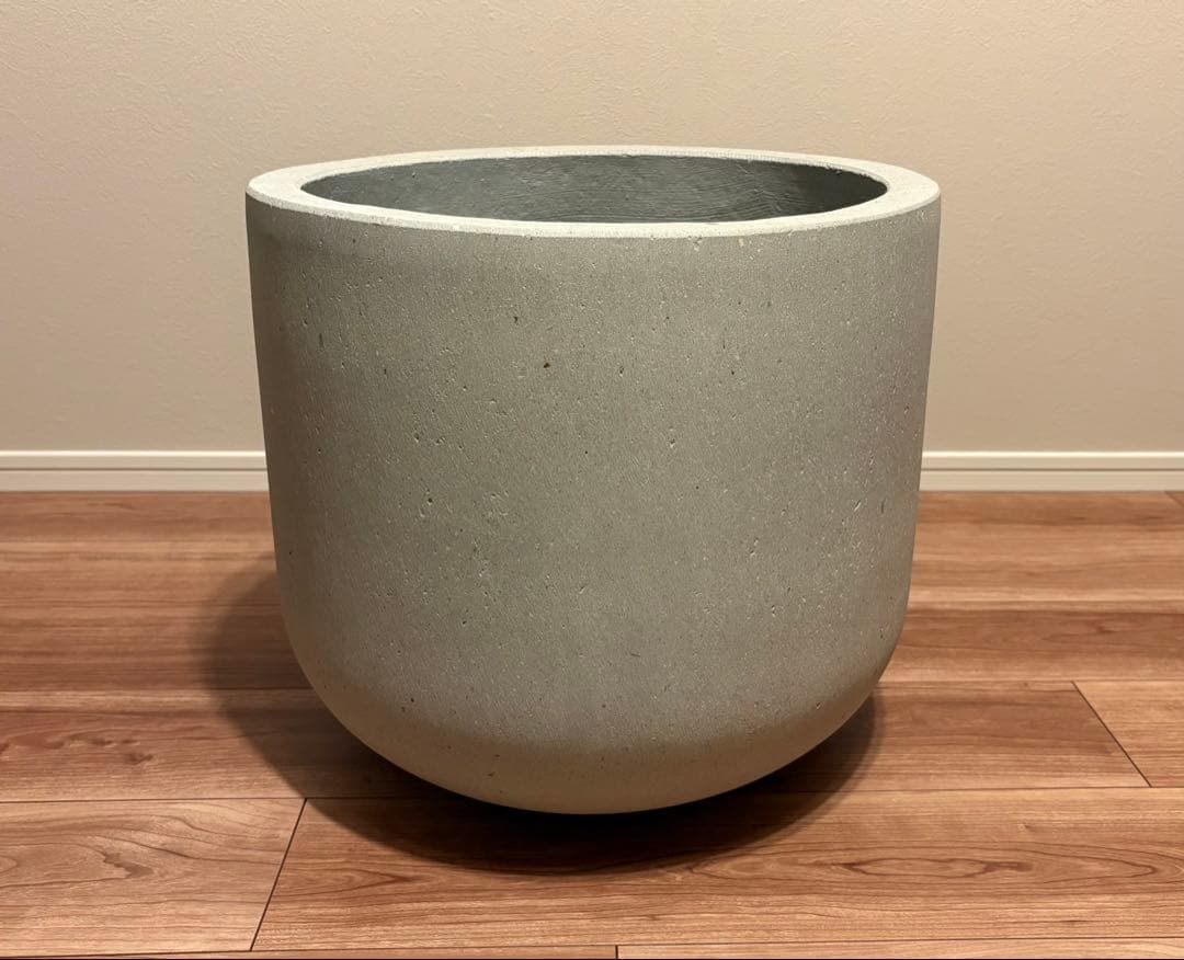無印良品　セメント鉢　カバー　プランターカバー
