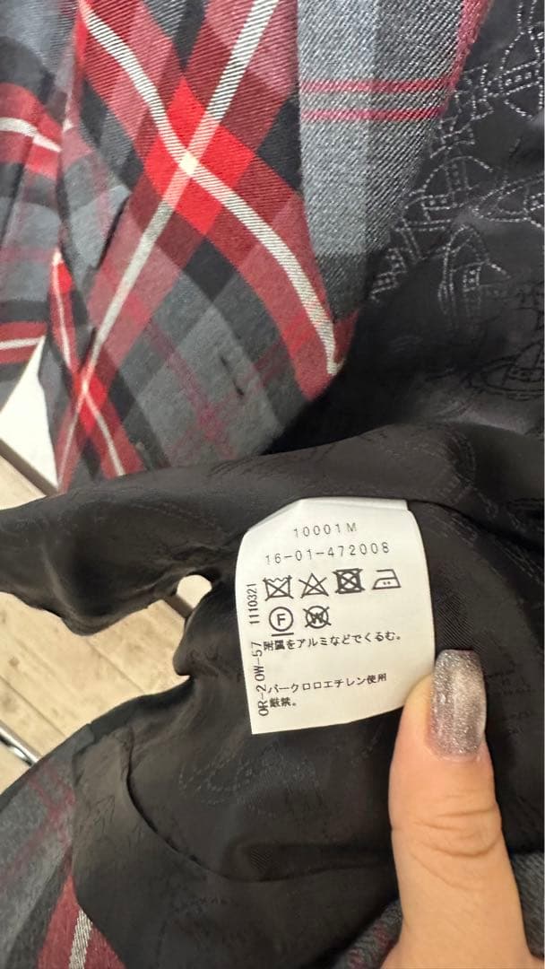 着用1度のみ　ヴィヴィアンレッドレーベルチェック柄テーラードジャケット サイズ2