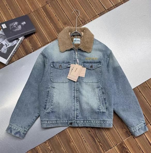 Miu Miu デニムジャケット L レディース 美品 軽やかで着回し◎