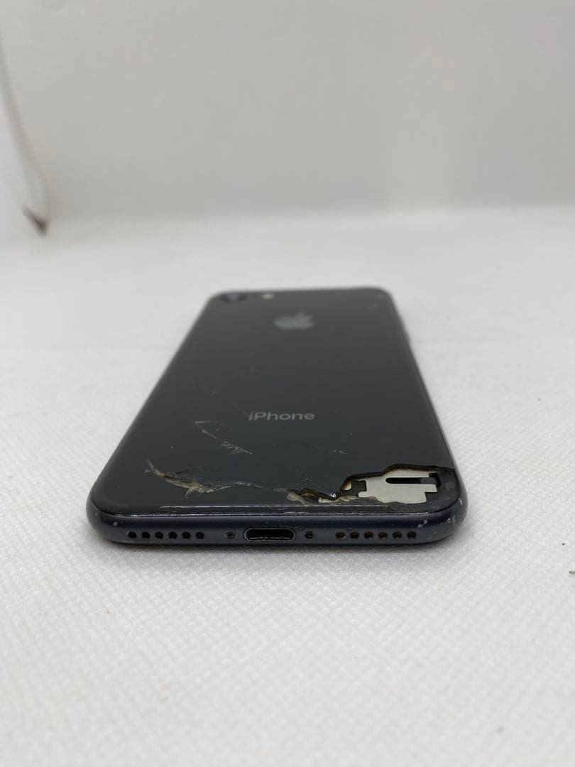 Iphone 8 256GB Sim フリー　45297