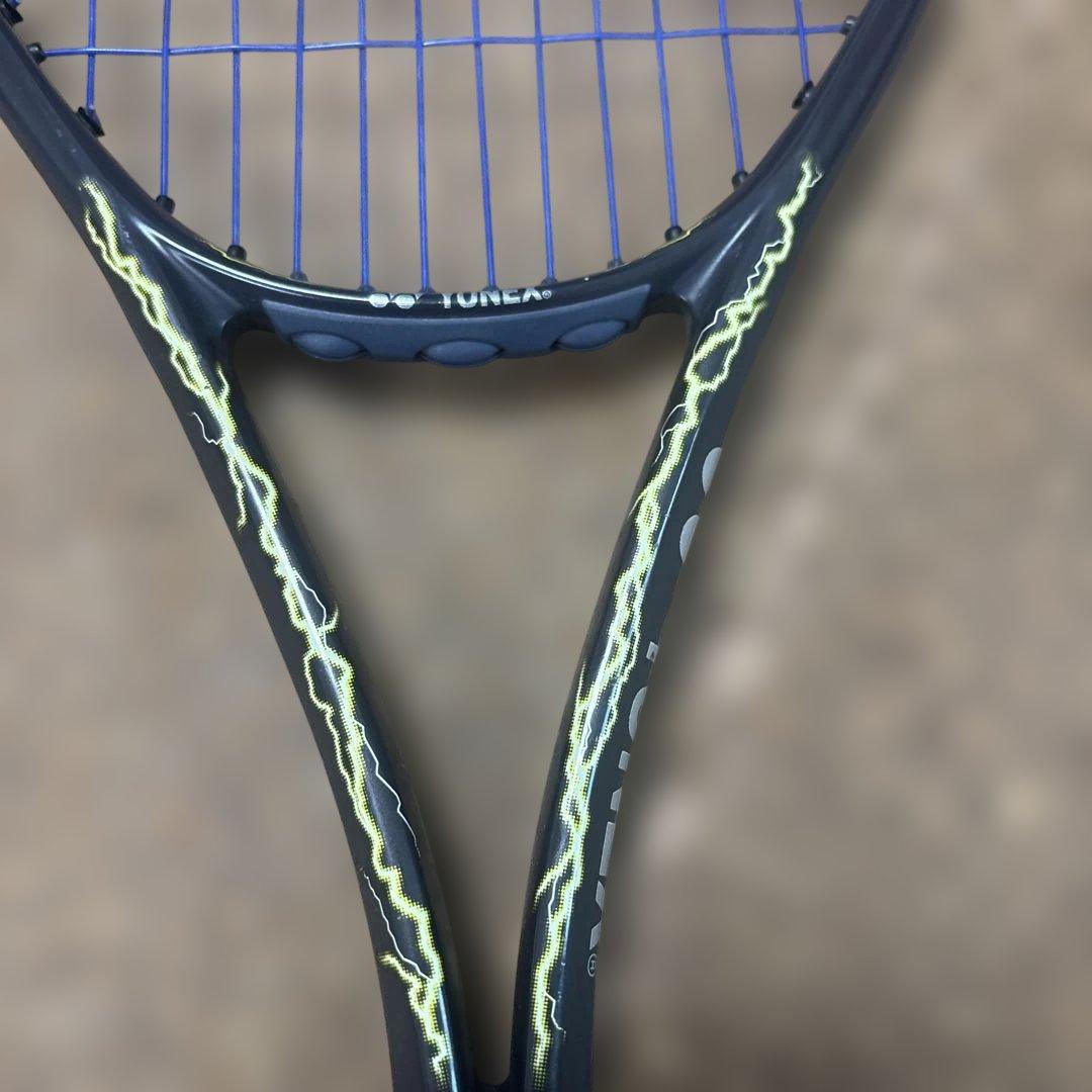 中古ボルトレイジ 7SテニスラケットUL1ガットヨネックスゲイル26ポンド