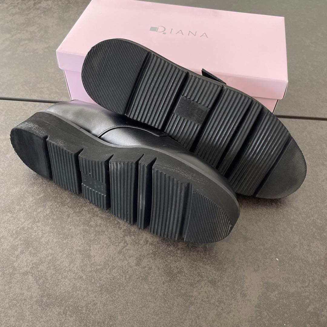 ダイアナDIANA ビジュー付きブラックローファー銀座正規店購入　新品