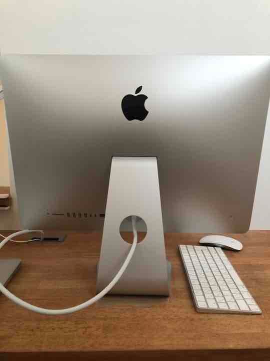 Macデスクトップ Apple iMac 21.5inch