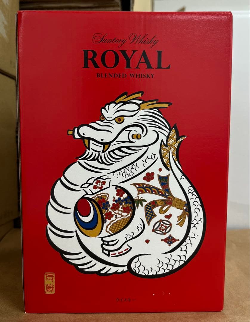 サントリー ブレンデッドウイスキー 陶器ボトル600ml 43%辰歳