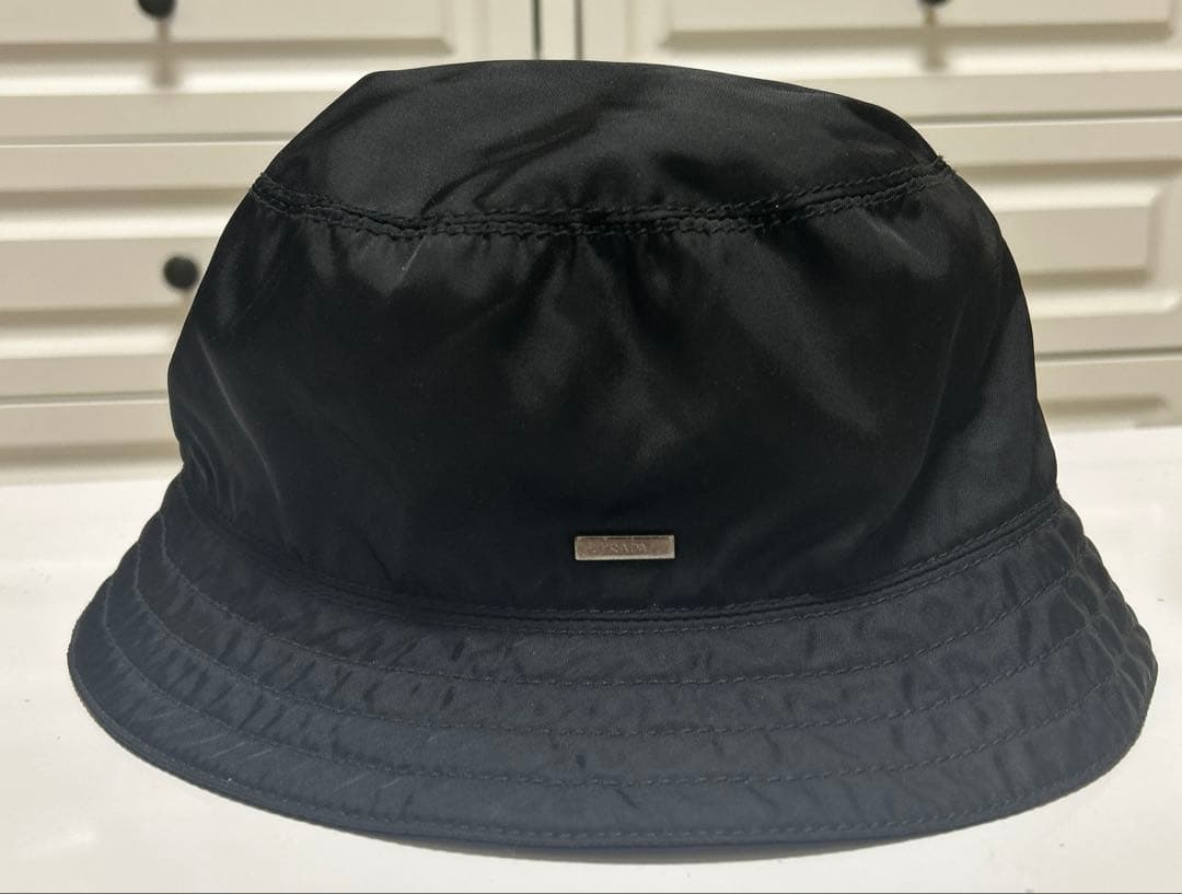 PRADA プラダ　ナイロン　バケットハット　バケハ　ブラック