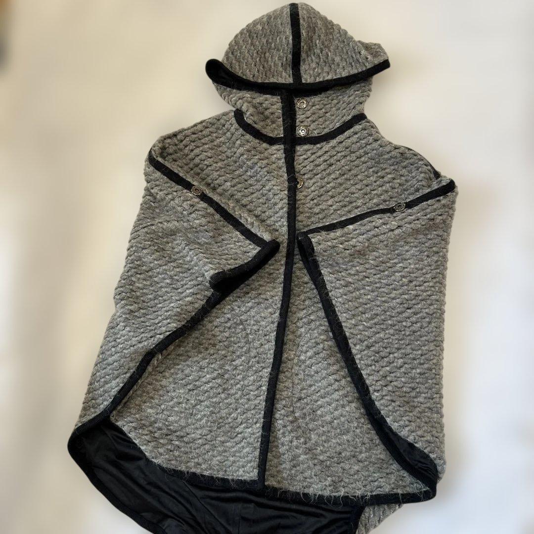 LANVIN en Bleu フード付きポンチョ 38