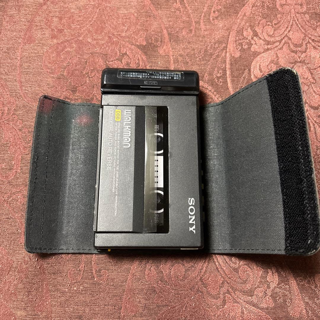 SONY カセットプレーヤー WM-150 カバー付き