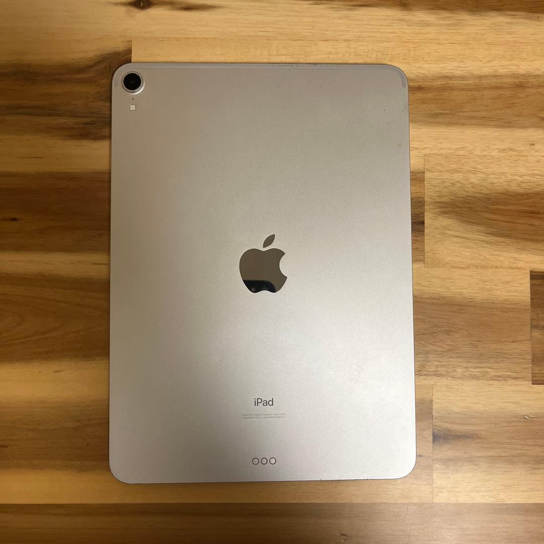 iPad Pro 11 2018 第一世代 画面割れあり。