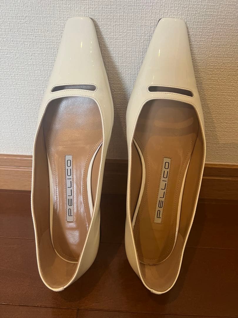 PELLICO ホワイト フラットシューズ