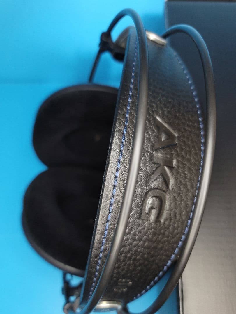 【美品】AKG K702