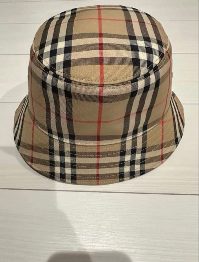 H　BURBERRY バケットハット M