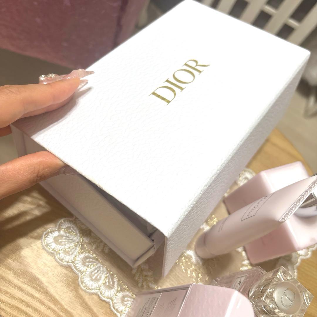半額！Miss Dior ディオール 3点セット＋ギフトBOX付き✩.*˚