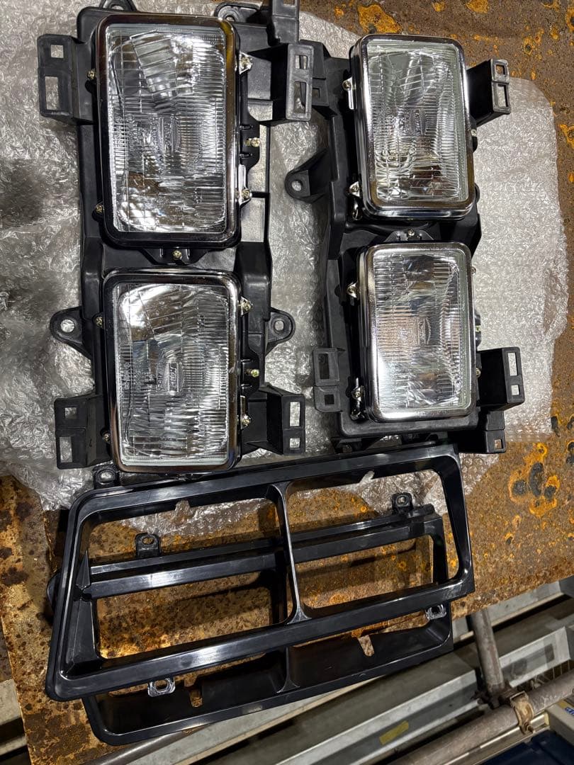 k*9様 スーパーグレート　角目4灯　ヘッドライト　輸入用　レトロ　デコトラ