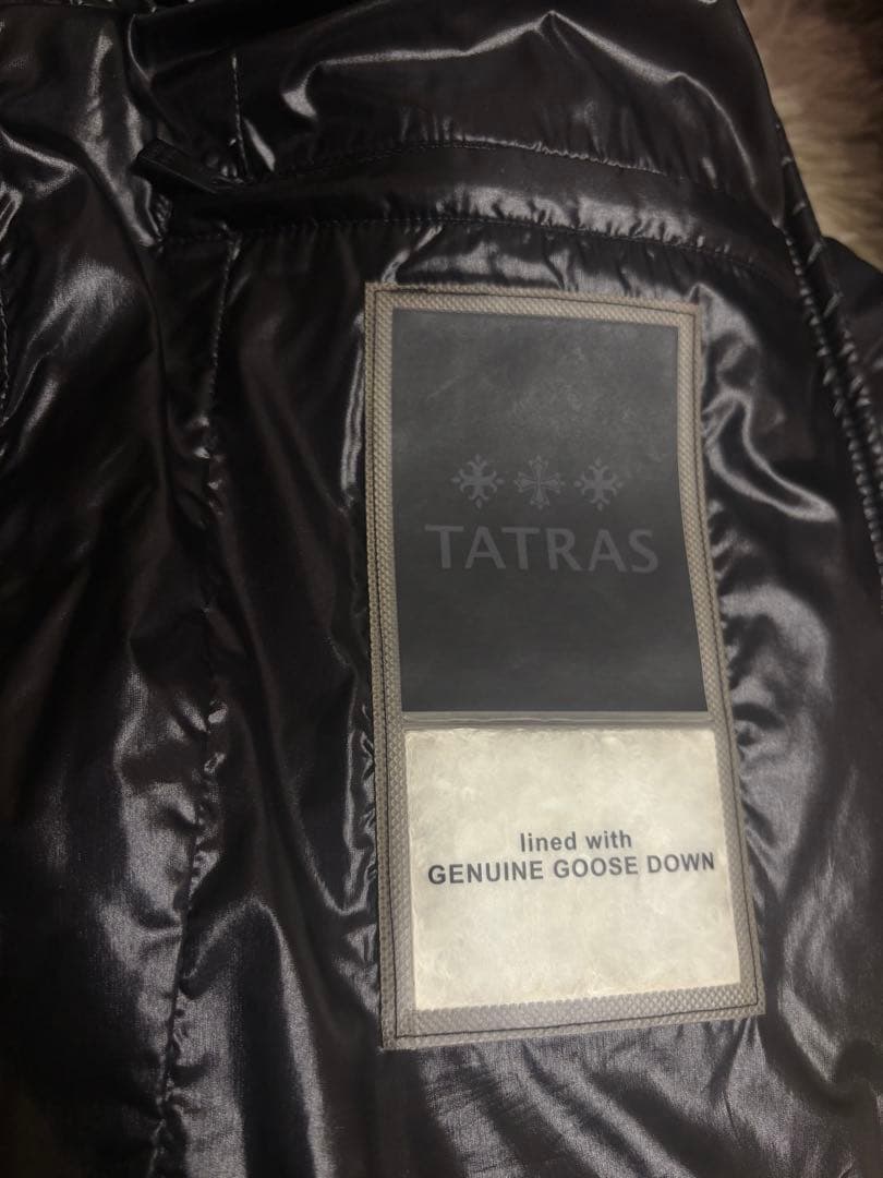 【限定値下】美品✨TATRAS ベルボ　ダウンジャケット