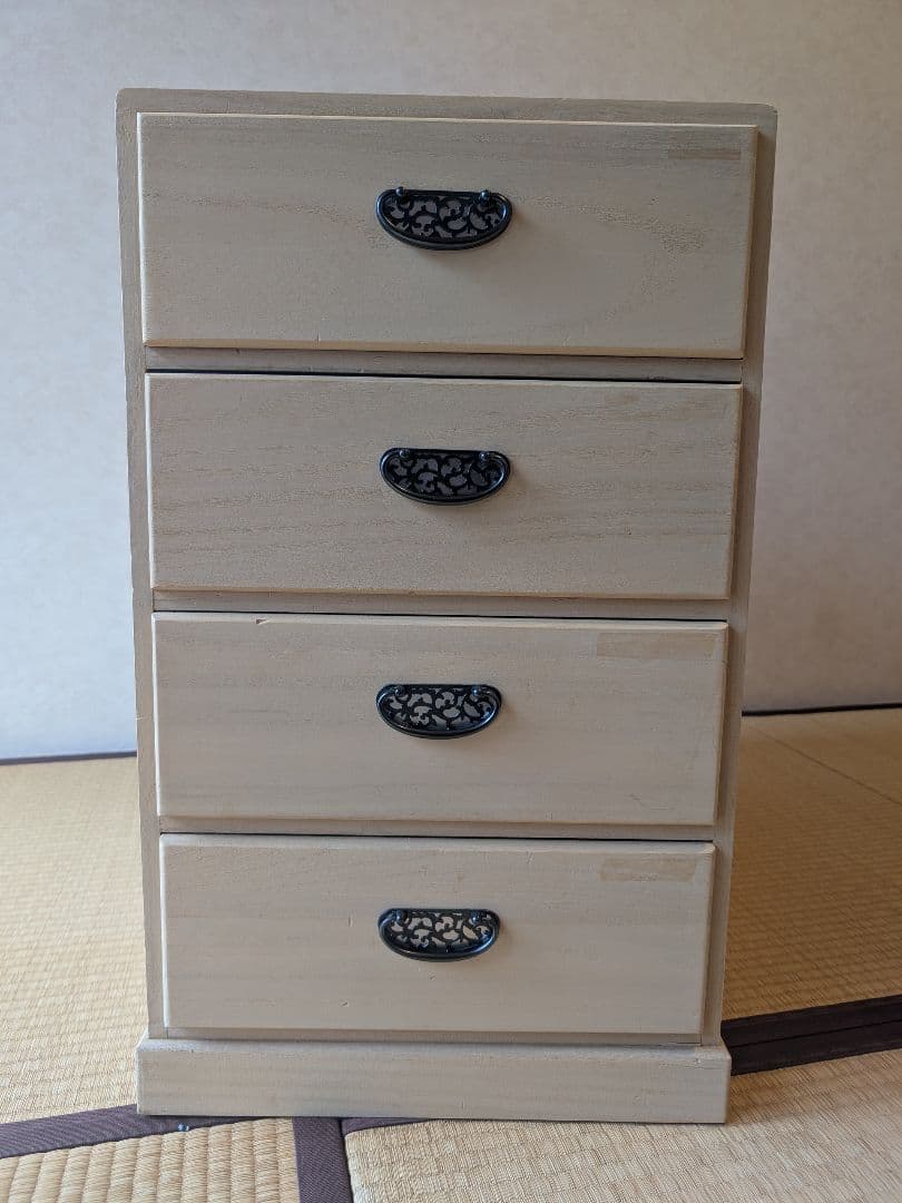 静岡桐箪笥 高塚桐材商店 総桐 スリム4段チェスト 奥行75cm（唐草）