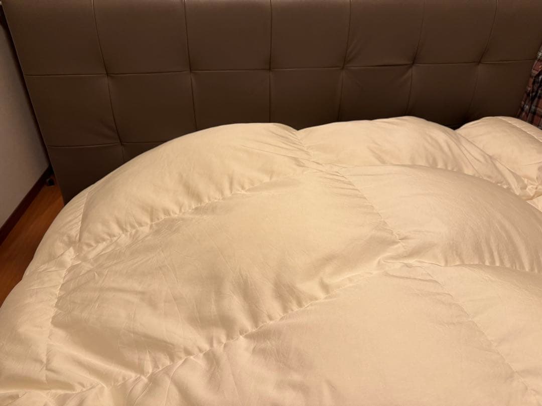 シモンズコンフォーターほか