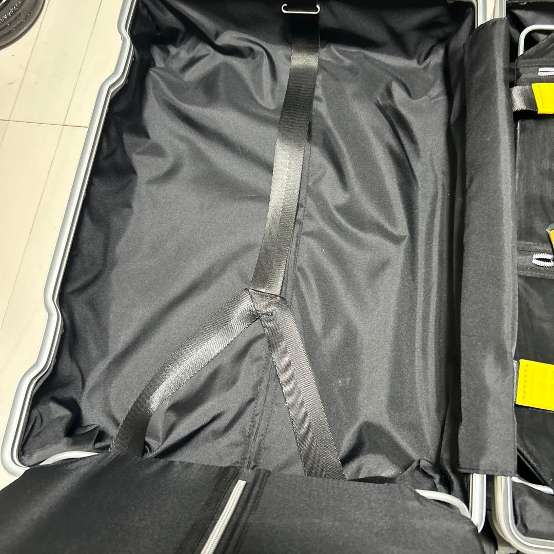 INNOVATOR アルミ 36L スーツケース シルバー