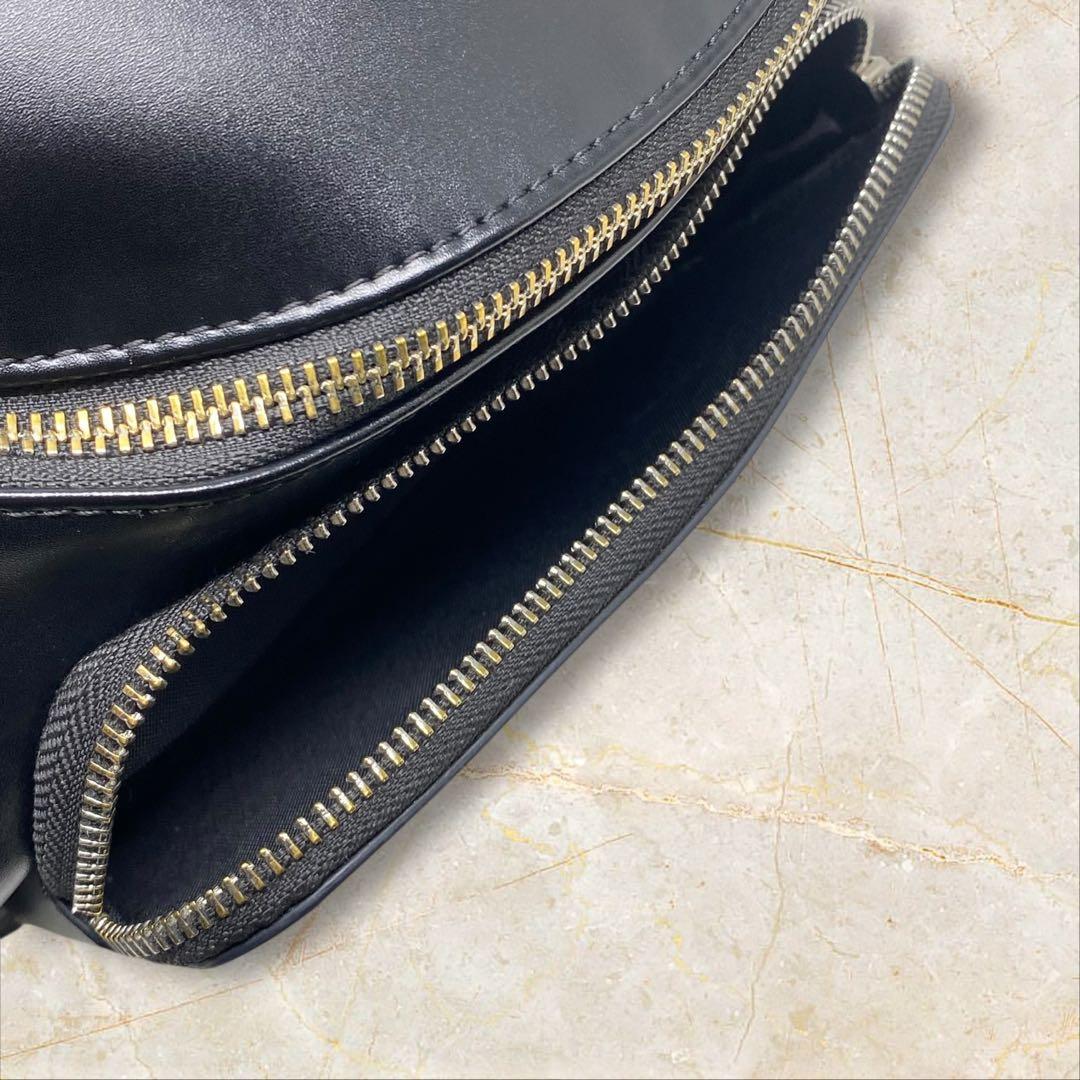 MARY QUANT エポビジューデイジーボディバッグ マリークワント ブラック