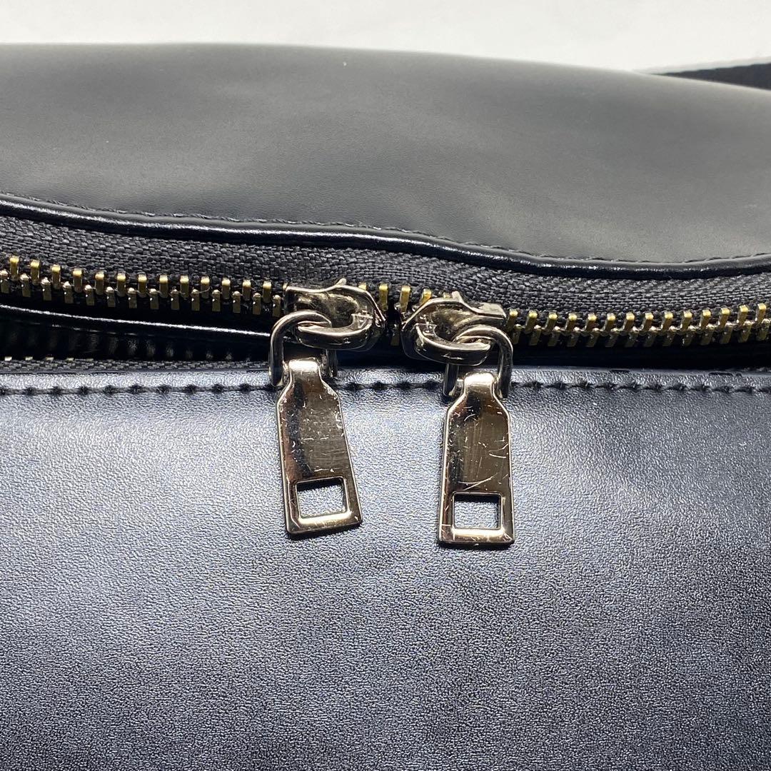 MARY QUANT エポビジューデイジーボディバッグ マリークワント ブラック