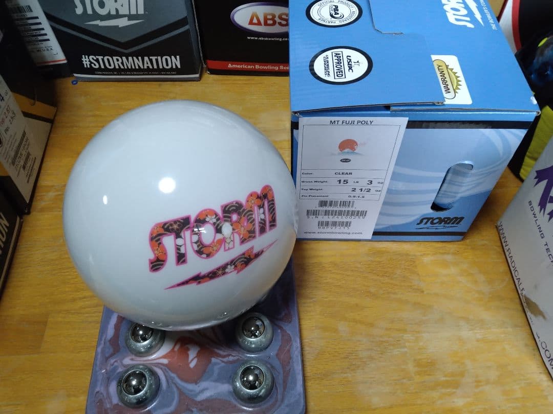 STORM マウント・フジ ボウリングボール　MT FUJI