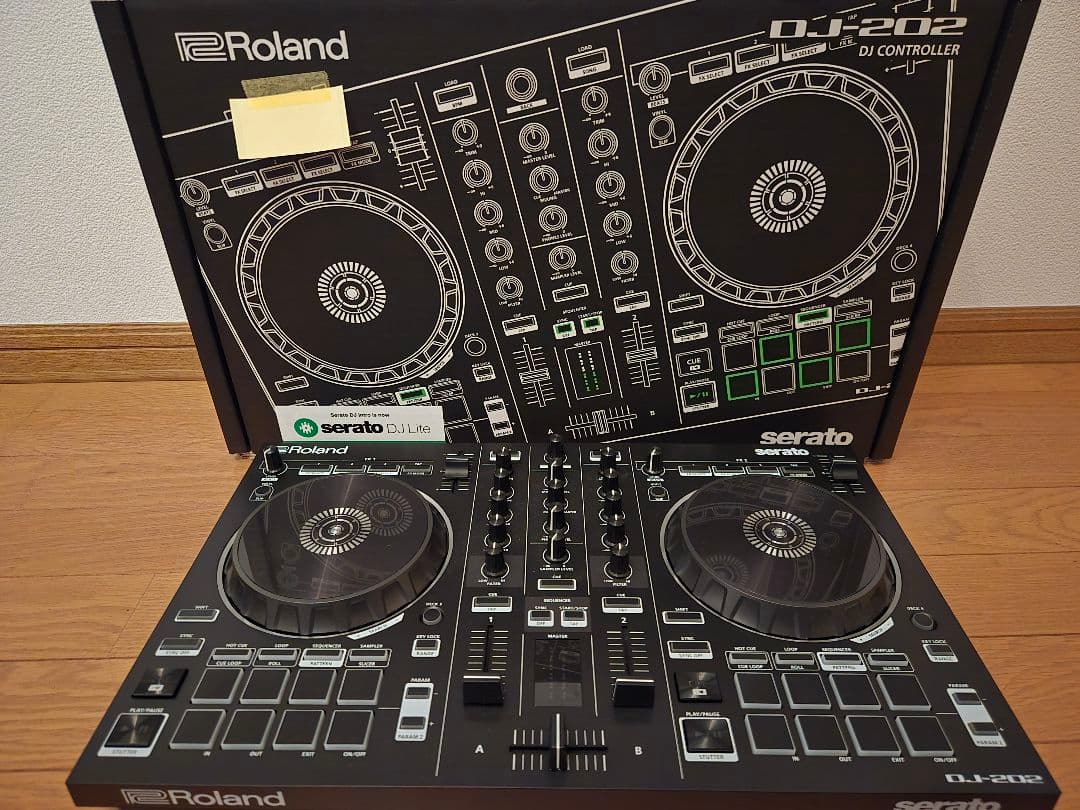 Roland　DJ-202