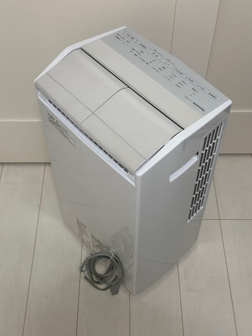 t*a様 Panasonic 除湿機 F-YHX200B
