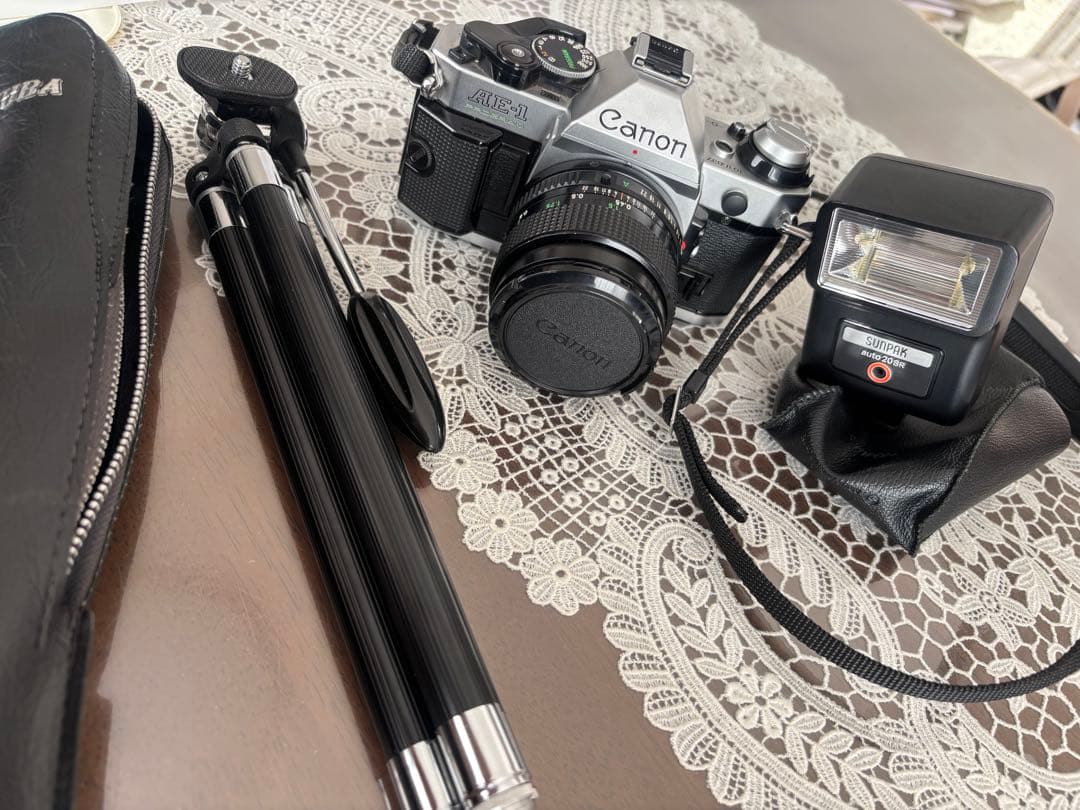 わ*ん様 Canon AE-1 Program 一眼レフカメラ、レンズ、ストロボ