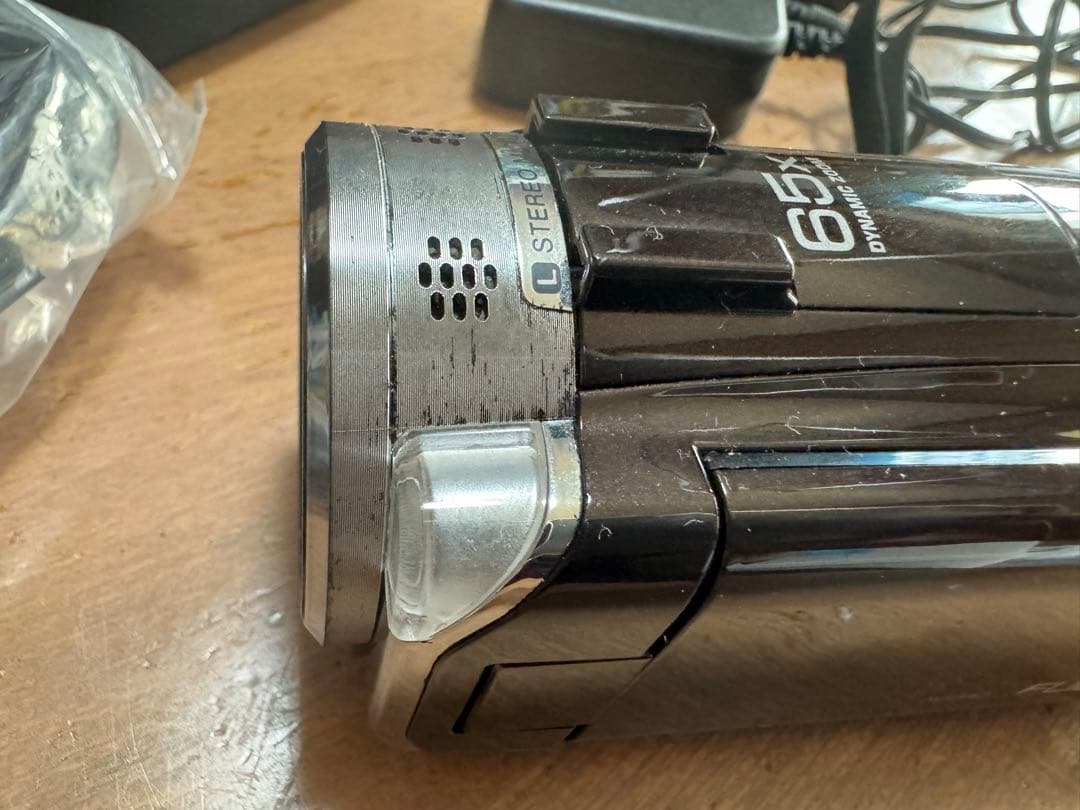 GZ-E765-T　ビデオカメラ　JVC　ハイビジョンメモリームービー