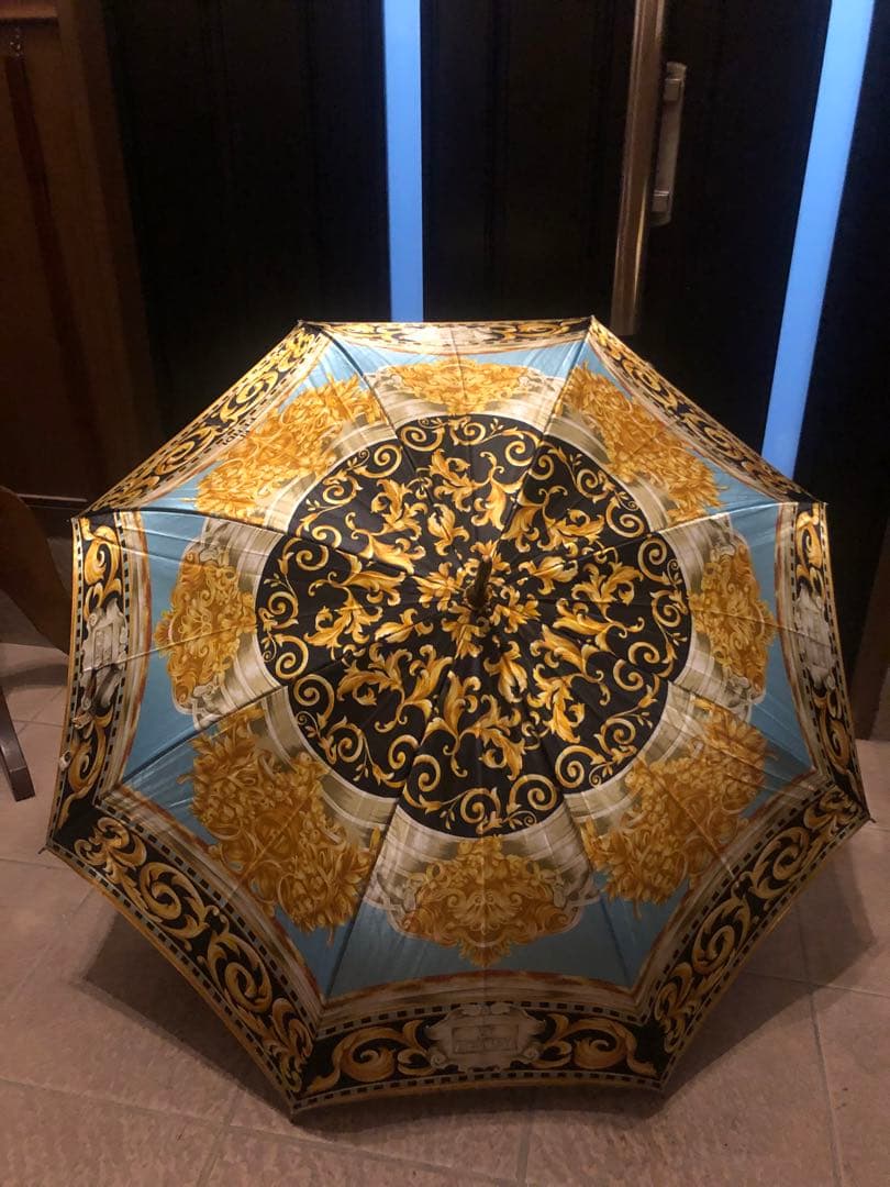 美品　FENDI フェンディ　長傘　レディース