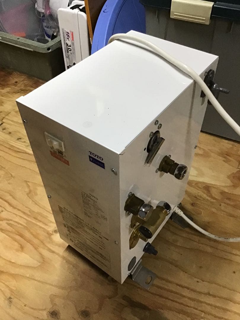 TOTO電気温水器