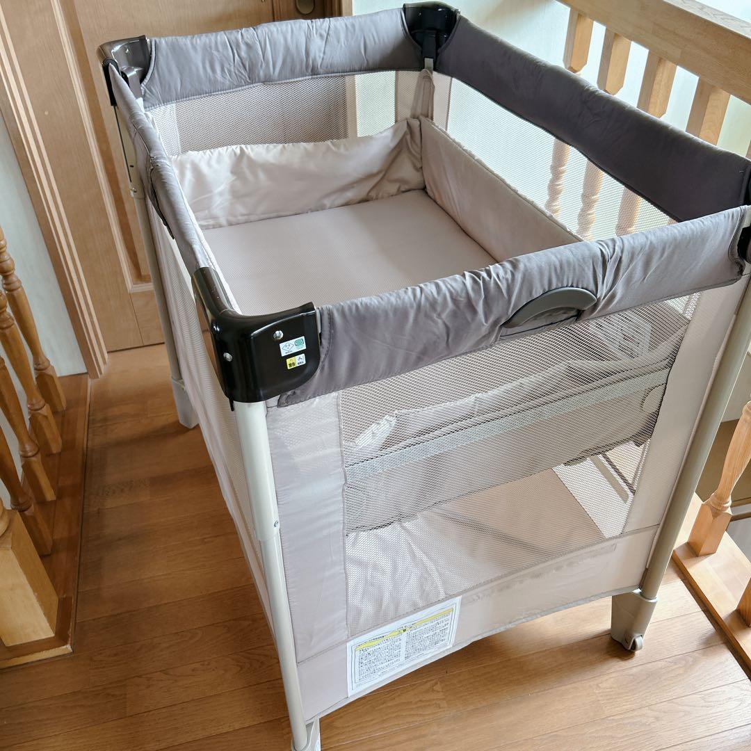 美品 Арrіса アップリカ ココネルエアー 品番66047 ベージュ グレー