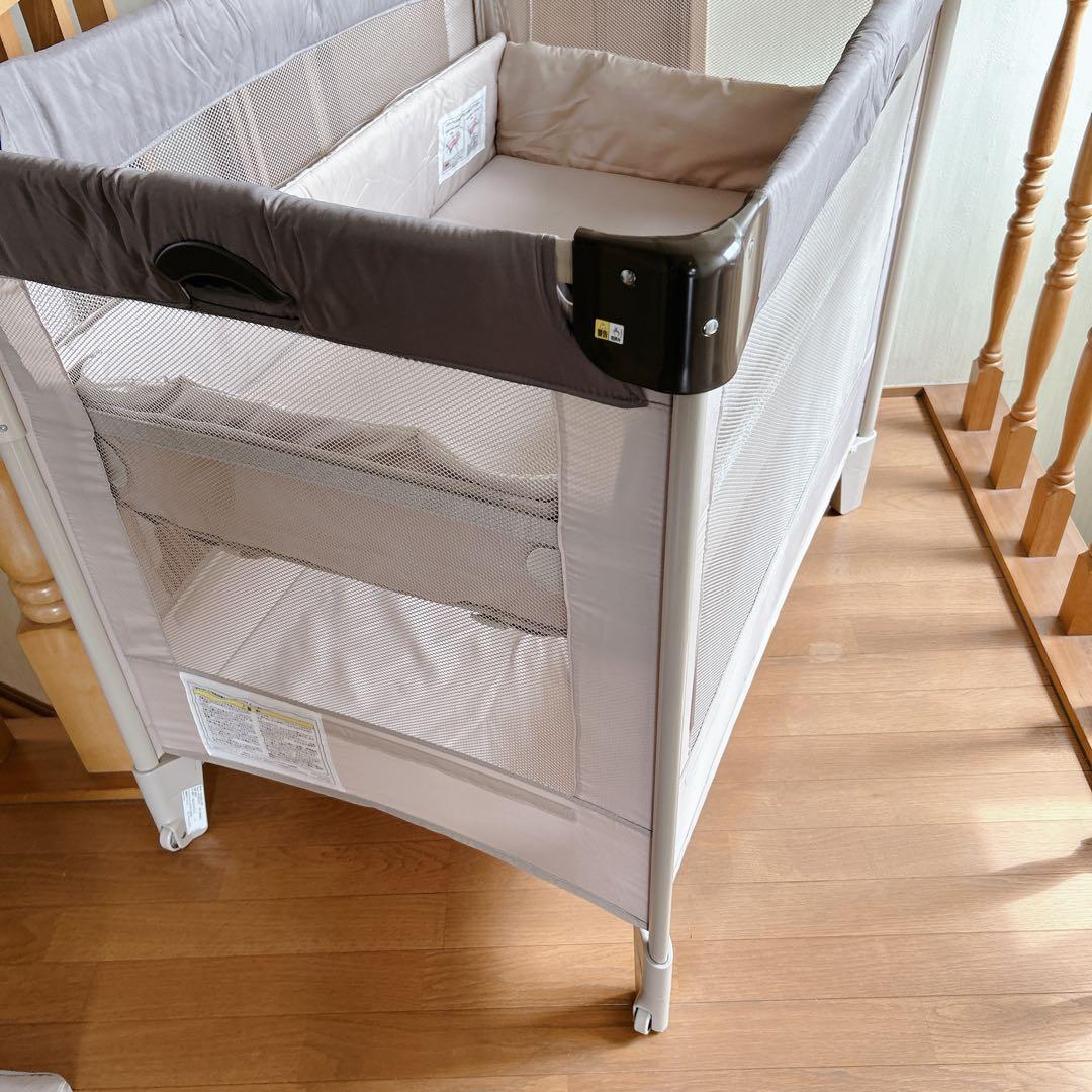 美品 Арrіса アップリカ ココネルエアー 品番66047 ベージュ グレー