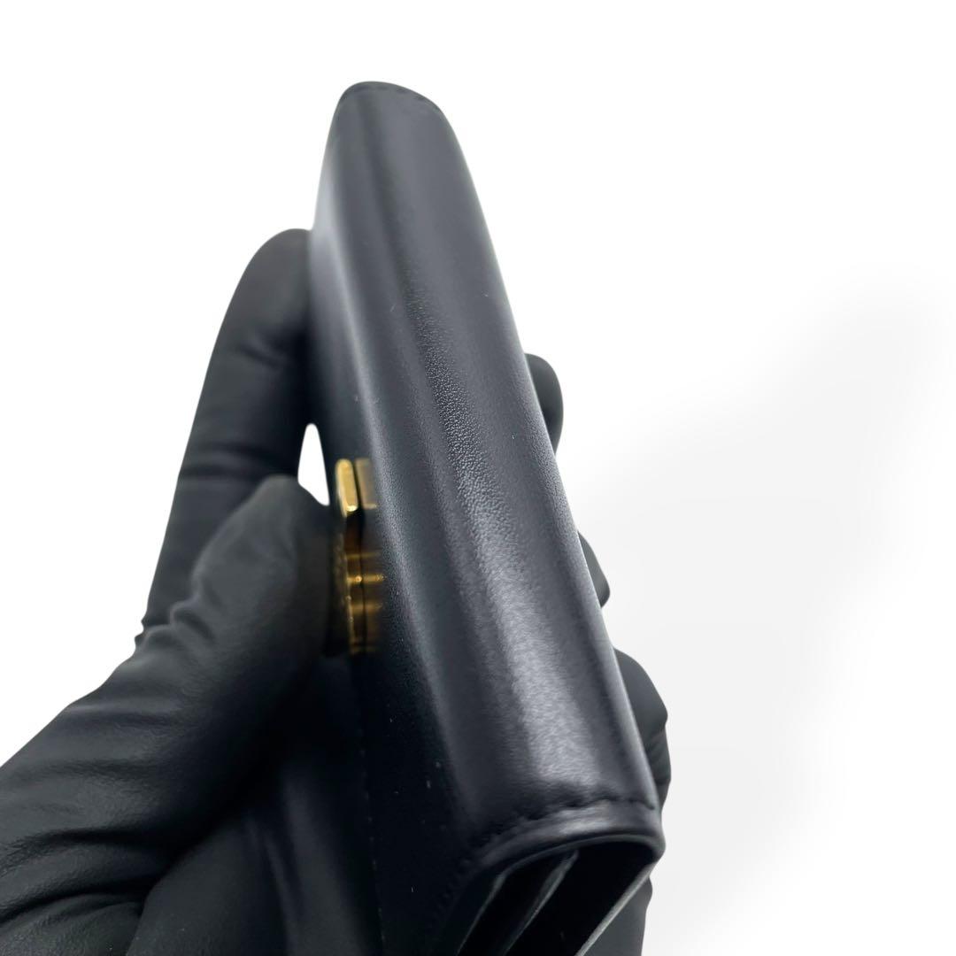 極美品　希少　GIANNI VERSACE　６連キーケース　レザー　保存箱　黒