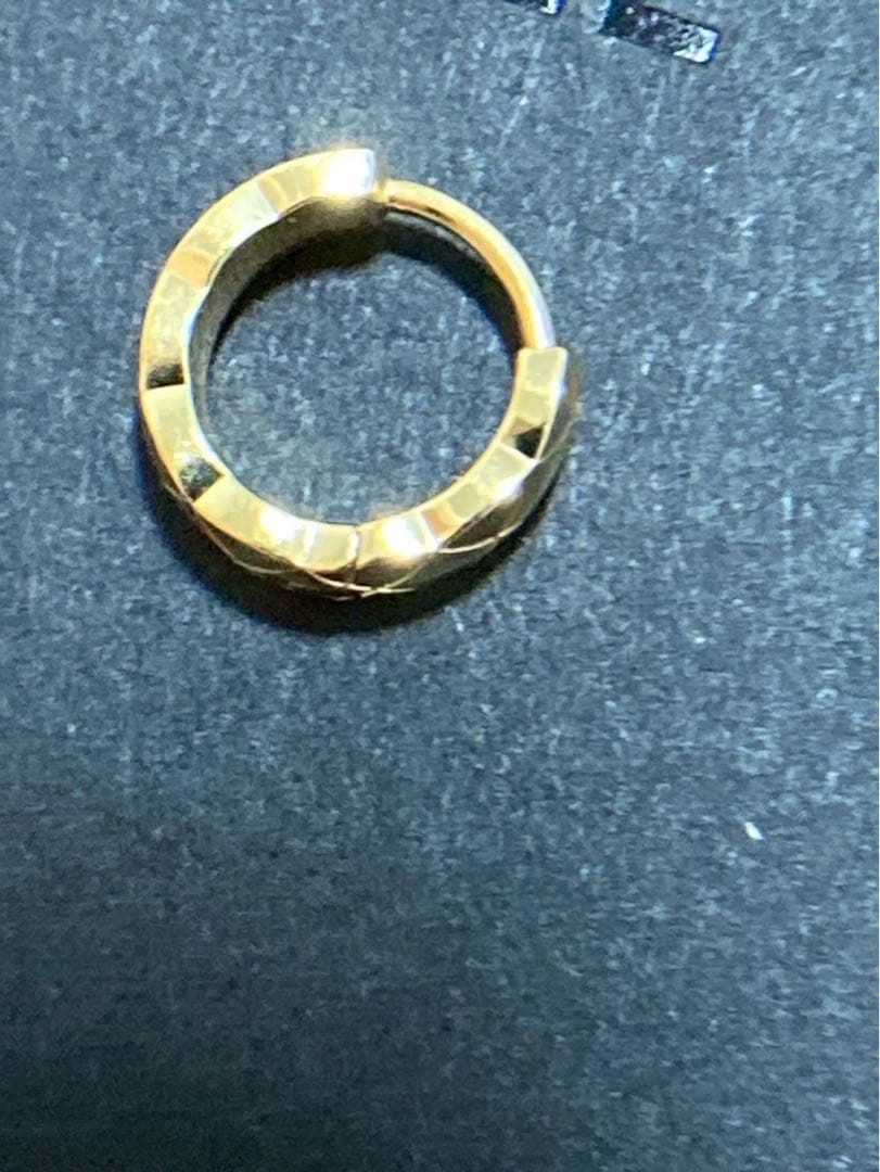 最終CHANELココクラッシュシングルフープピアス18金イエローゴールドシャネル