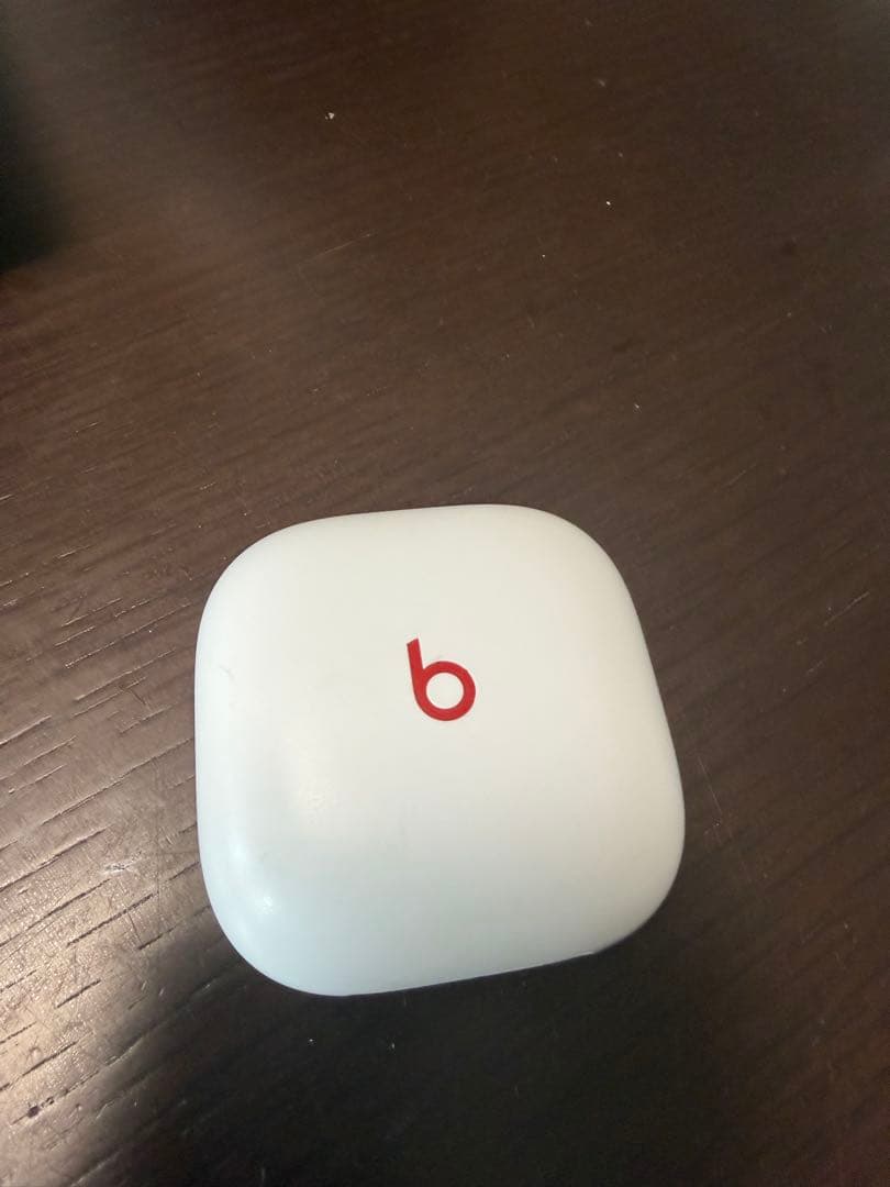 Beats Fit Pro ビーツフィット プロ　ホワイト　ワイヤレスイヤホン