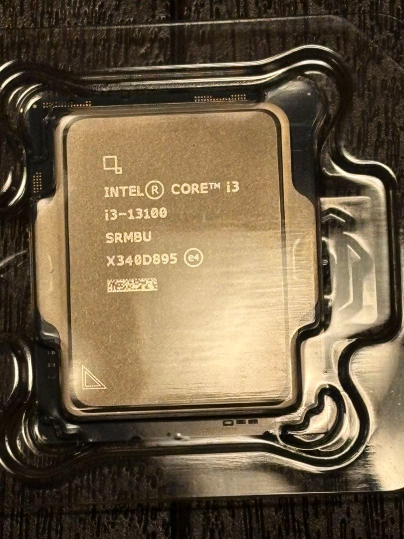 Intel Core i3-13100 CPU LGA1700 セット