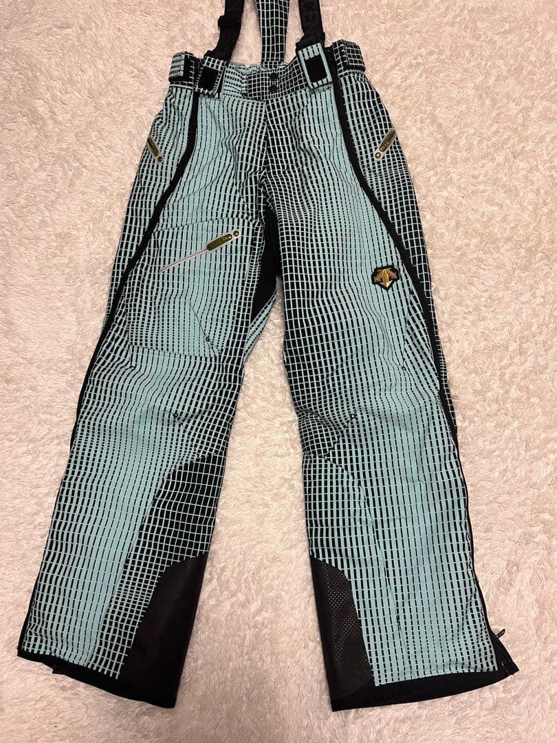 DESCENTE デサント　スキーウェア　上下　スノーウェア